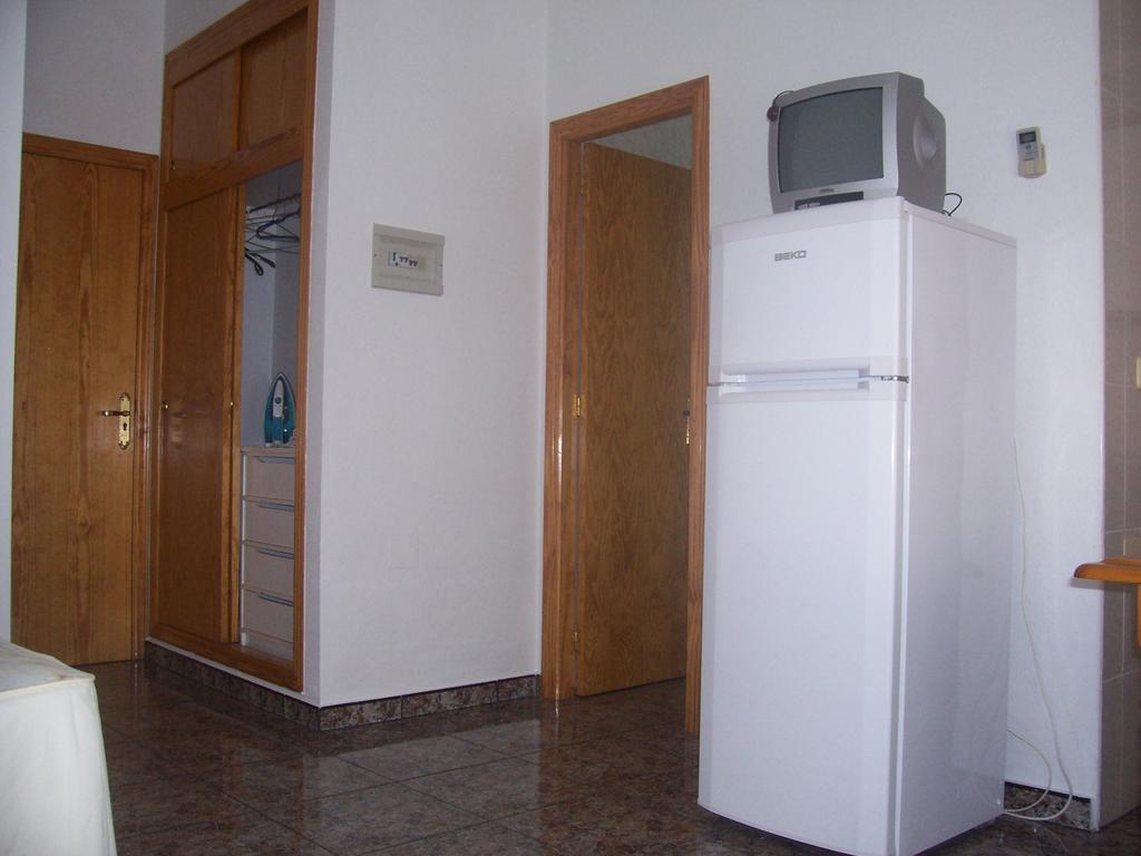 Apartamentos Berlin San Pedro del Pinatar Room photo